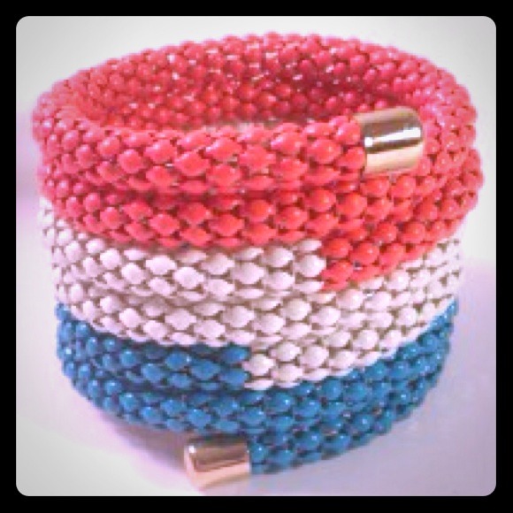 Color block wrap around cuff *NEW*