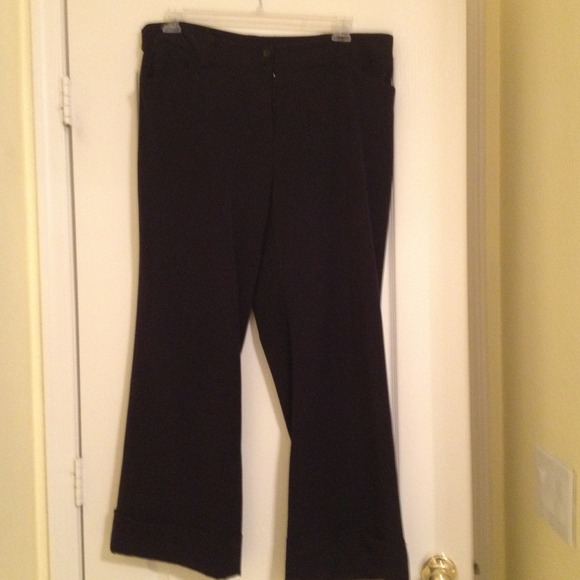 SOLD--Size 16 Cuffed Pant