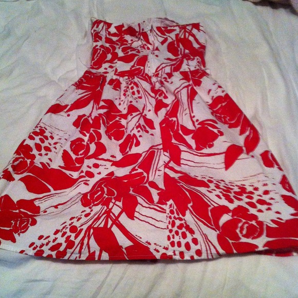 Ruby Rox Strapless Dress - Picture 2 of 4