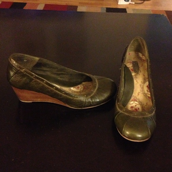 Seychelles wedge, Great condition!