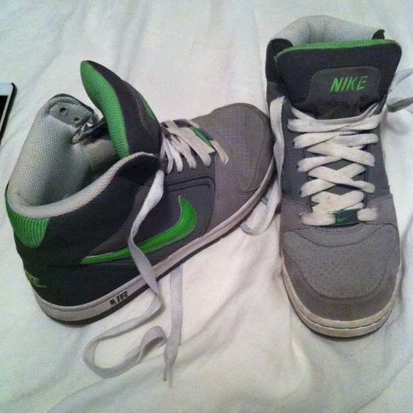 Green/Grey Nike Air (Hightop) - Picture 1 of 3
