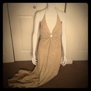 SOLD Gold glittery floor-length gown NEVER WORN