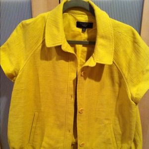 Beautiful short sleeve bright yellow jacket.