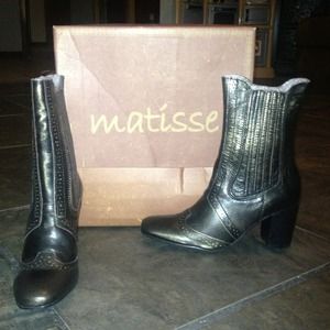 💥REDUCED AGAIN💥Matisse Antique Gold Ankle Boots