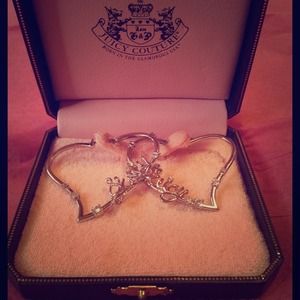 🚫RESERVED🚫Juicy Couture Earrings