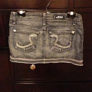 Rock & Republic denim skirt size 26.