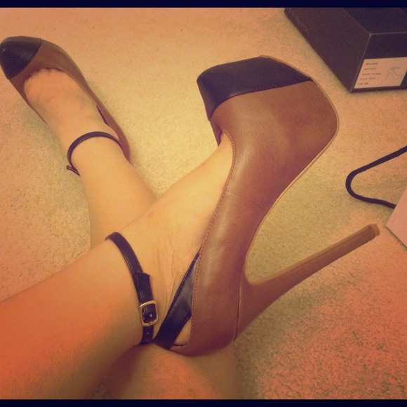 Reserved H by halston color block heels