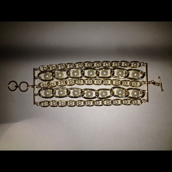 Floating Pearl Gates - Picture 3 of 3