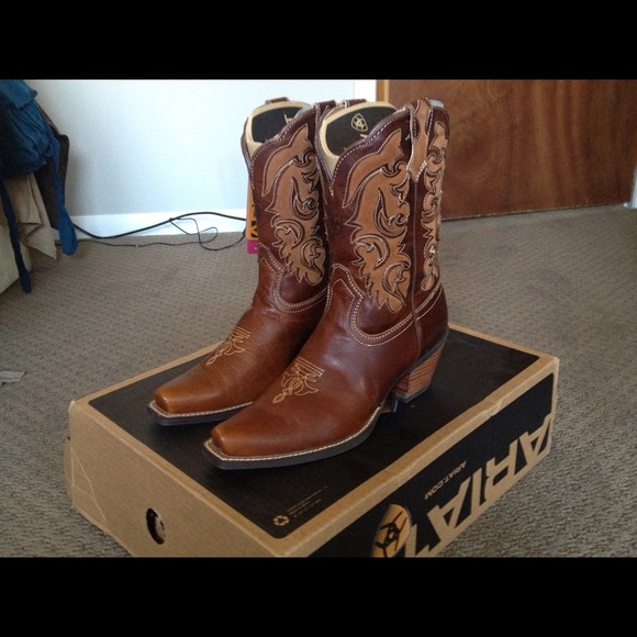 Aria cowboy boots