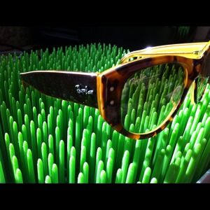 🌸HOLD for Tina 🌸Authentic Ray Bans. Tortoise