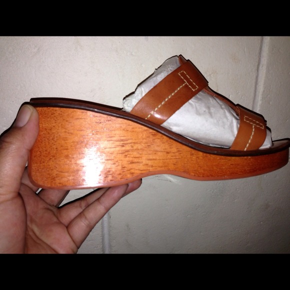 Sandal