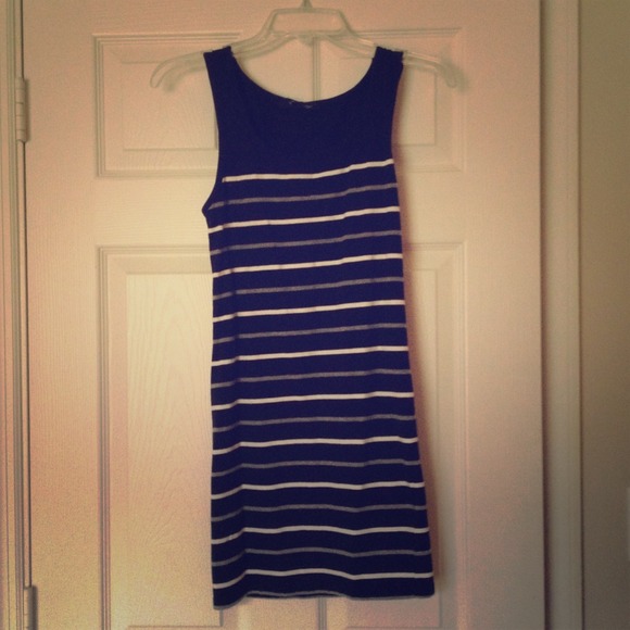 ✨ Forever 21 striped dress ✨