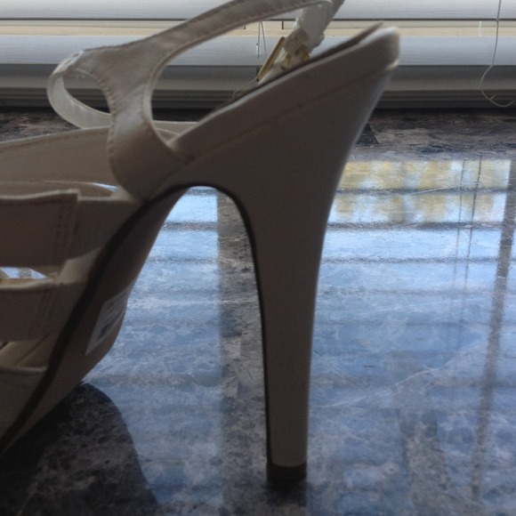 Charlotte Russe - Picture 3 of 3