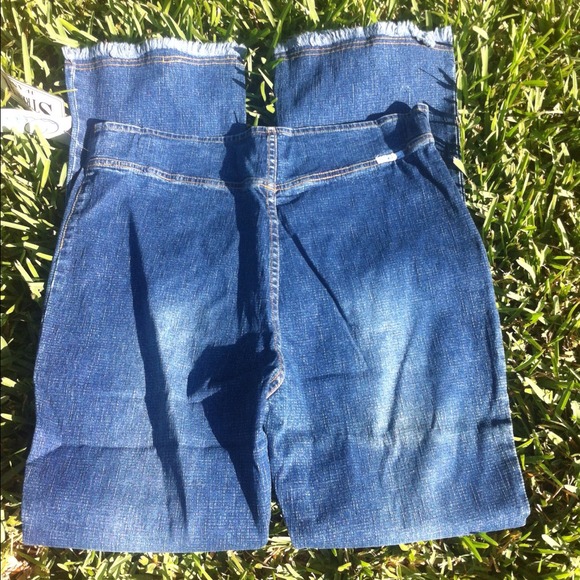 Reduced!-Stretchy Jeans size 14 Brand New! - Picture 2 of 4