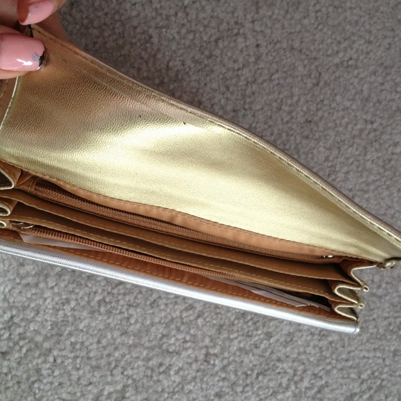 Wallet - Picture 3 of 3