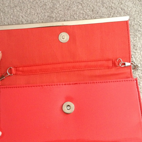 Purse - Picture 3 of 3