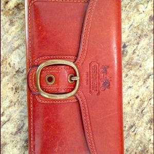 Coach tri-fold checkbook wallet (bleecker)