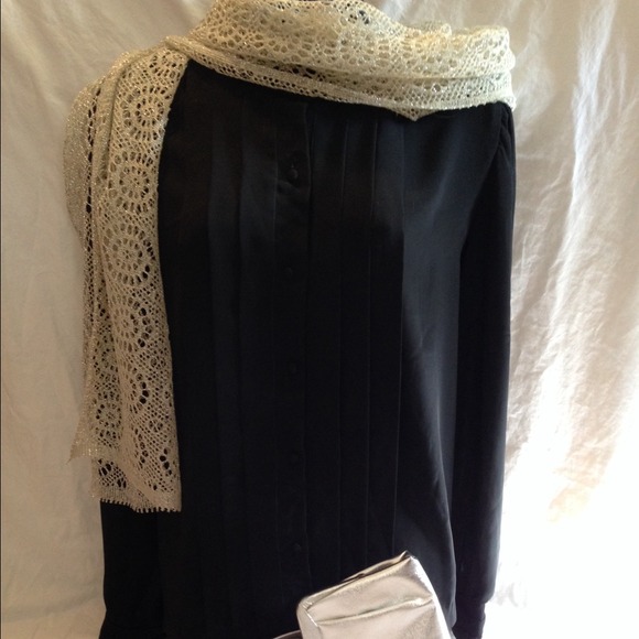 💎TIMELESS STYLE 💎 SOLD - Picture 3 of 3