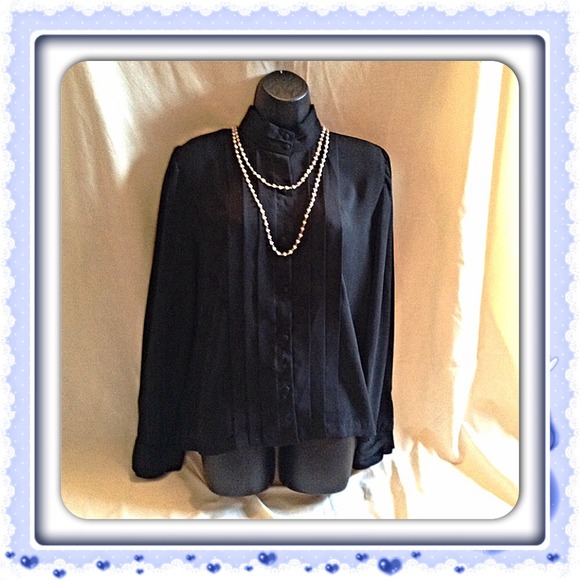 💎TIMELESS STYLE 💎 SOLD
