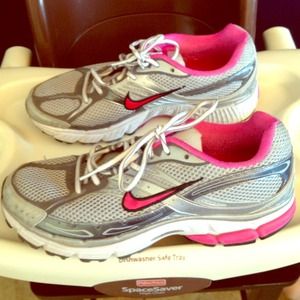 Nike's - pink and silver Size 9.5