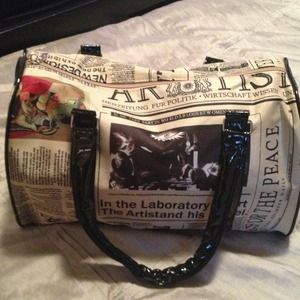 "SOLD!!". Never used handbag.