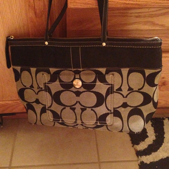 Authentic coach purse