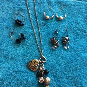 Necklace with earrings