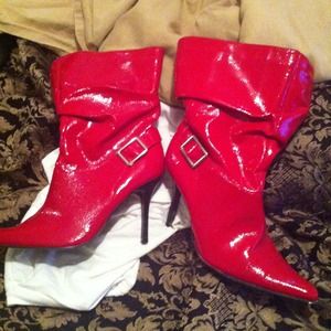 Size 9.5 Women's High Heel Boots