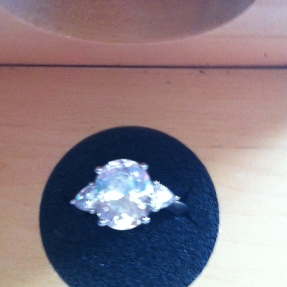 Avon ring