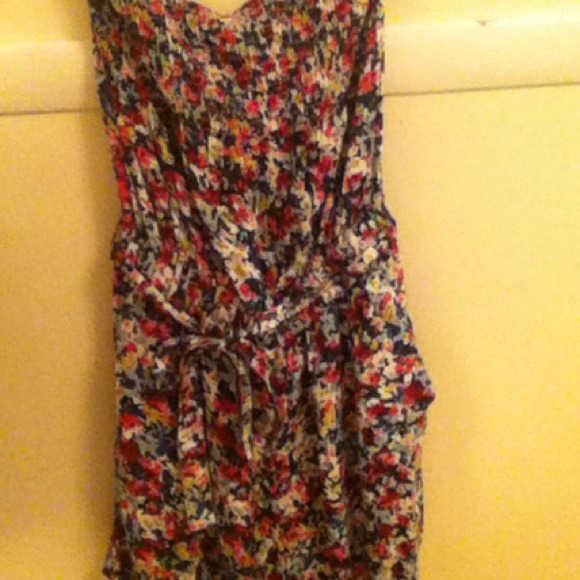 Romper - Picture 2 of 2