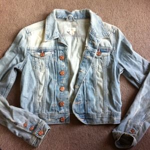 Light wash jean jacket