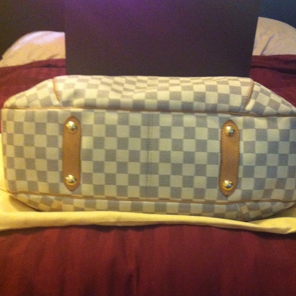 SOLD***Authentic-Galleria PM Damier Azur - Picture 2 of 4