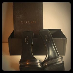 Price Reduced!!!! Gorgeous Gucci Black Sandals