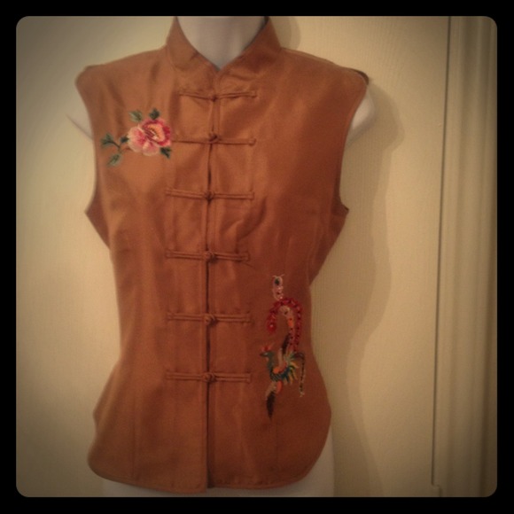 ♦Sold!! Stunning Asian Inspired Top