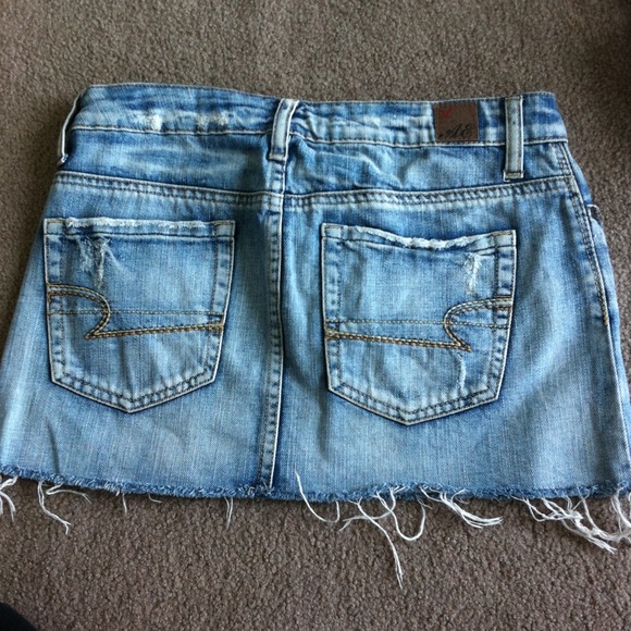 Jean skirt - Picture 2 of 3