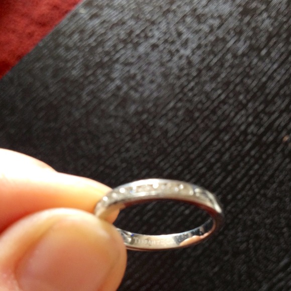 Tiffany wedding band platinum and diamonds size 6 - Picture 2 of 4