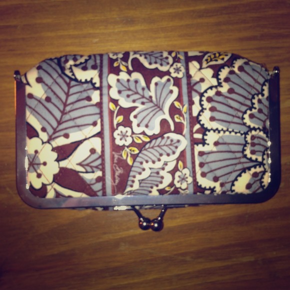 Vera Bradley Frill Collection Kiss and Makeup Bag