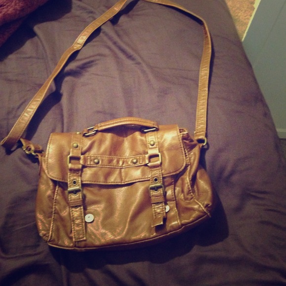 Target crossover bag
