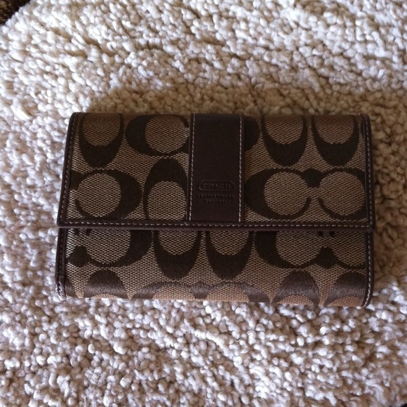 Coach wallet