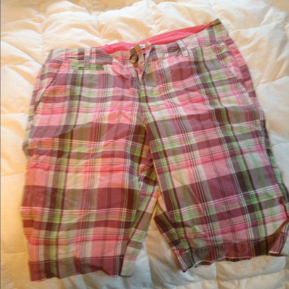 **Sold to tbeaner***Bass pink shorts... Size 6