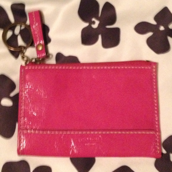 📍SOLD📍 Authentic Coach Skinny Mini - Picture 1 of 2