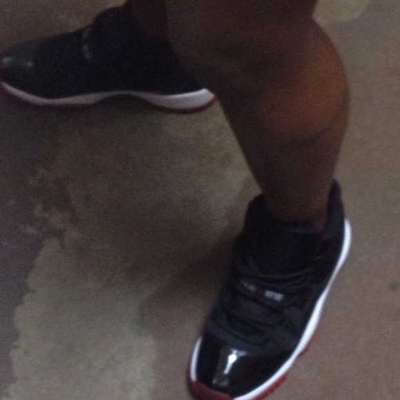 Air Jordan Retro 11 - Picture 4 of 4