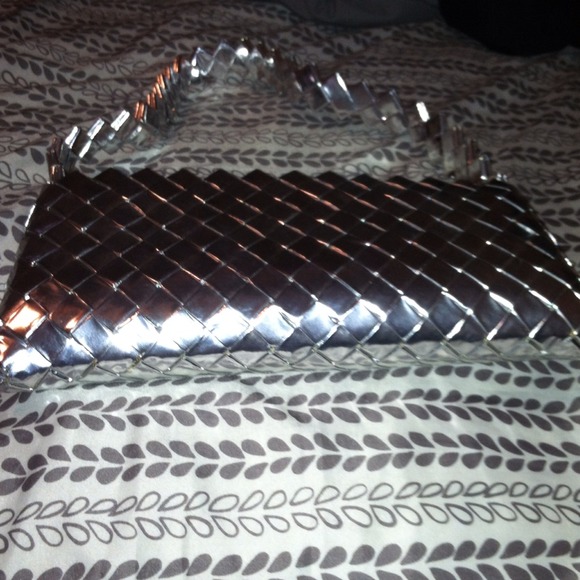 Authentic hand woven zippered purse - Picture 3 of 3