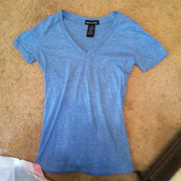 ❤❤SOLD ❤❤ Wet seal shirt