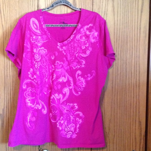 Short sleeve t-shirt