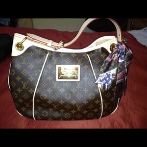 Authentic Louis Vuitton Galliera PM