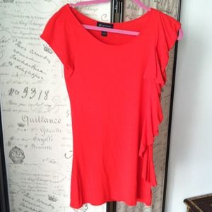 Orange shirt wear with leggings