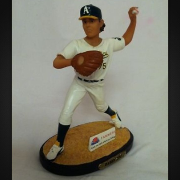 BARRY ZITO Oakland As Figurine Limited Edition - Picture 2 of 4