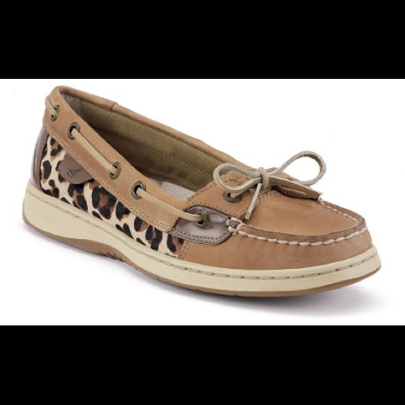 Leopard print Sperrys