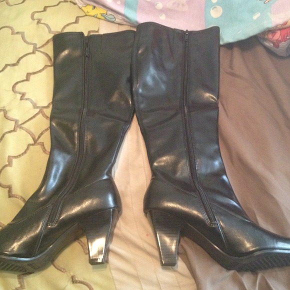 ❤️SOLD❤️ - Picture 2 of 4